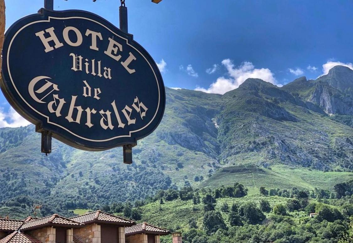 Hotel Villa De Cabrales Arenas De Cabrales Eksteriør billede