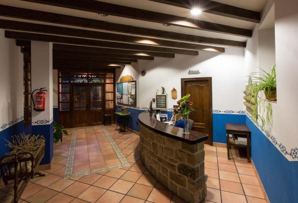 Hotel Villa De Cabrales Arenas De Cabrales Eksteriør billede